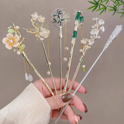 White Rose Traditional Chinese Hairpin